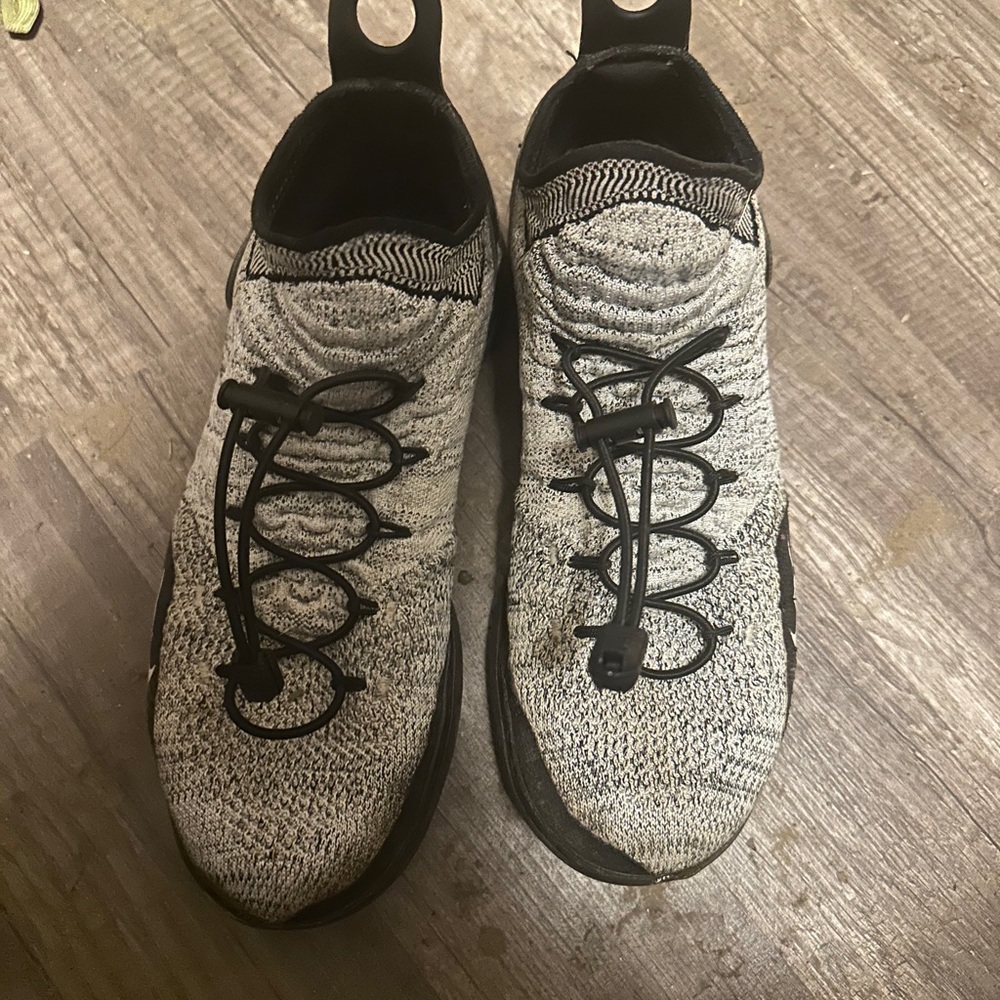 Nike Black and Gray Athletic Shoes